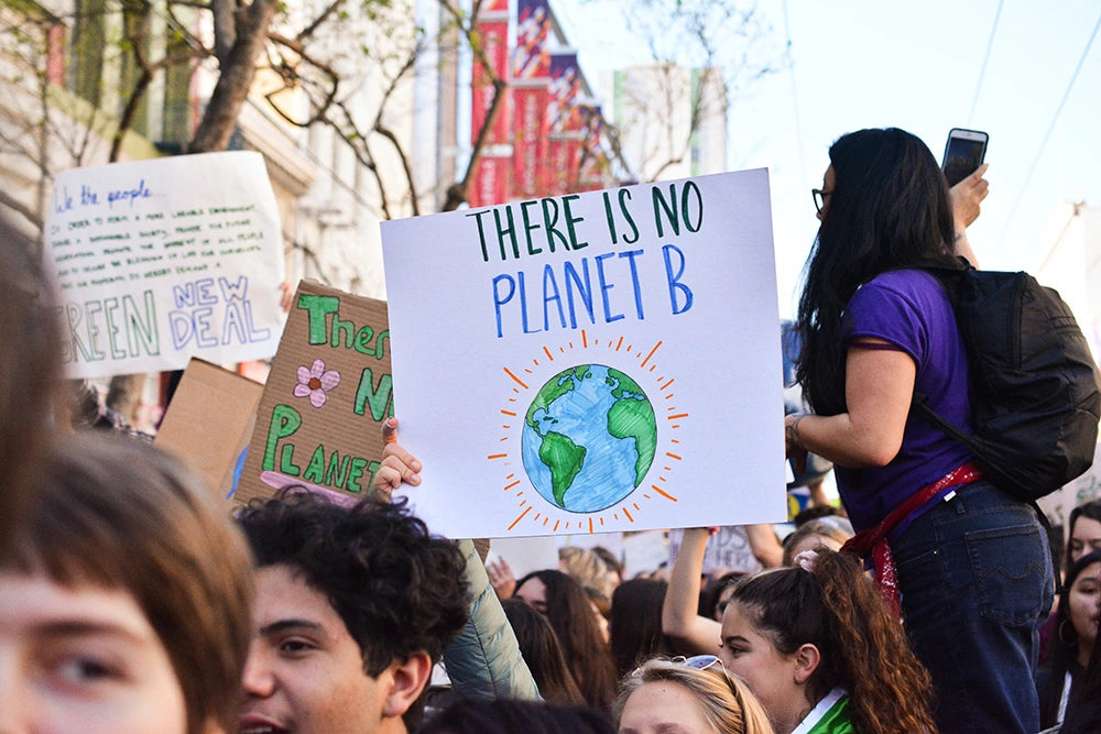 Notre sélection de 7 podcasts sur le climat à découvrir d’urgence ! 🌍